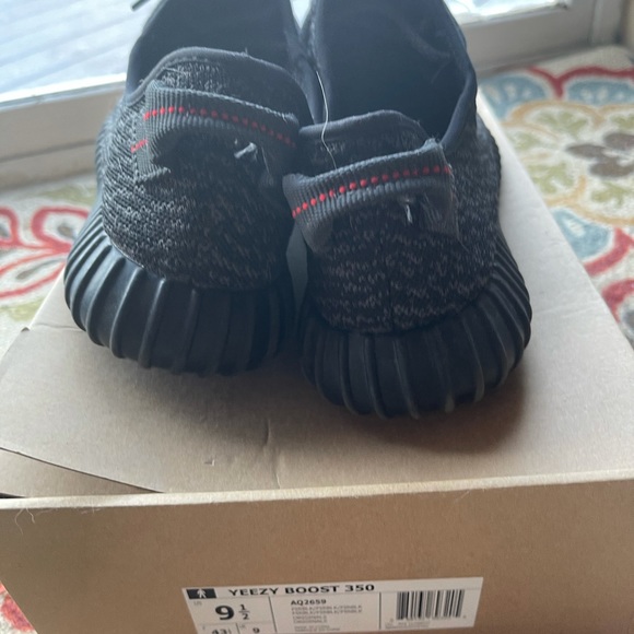 Yeezy pirate blacks 2015 main image 4
